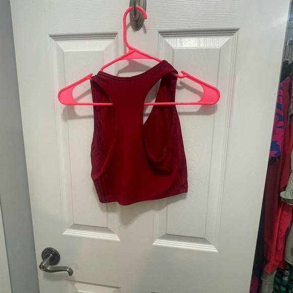 SHEIN Red Cut Out Crop Tank Top - Picture 8 of 8